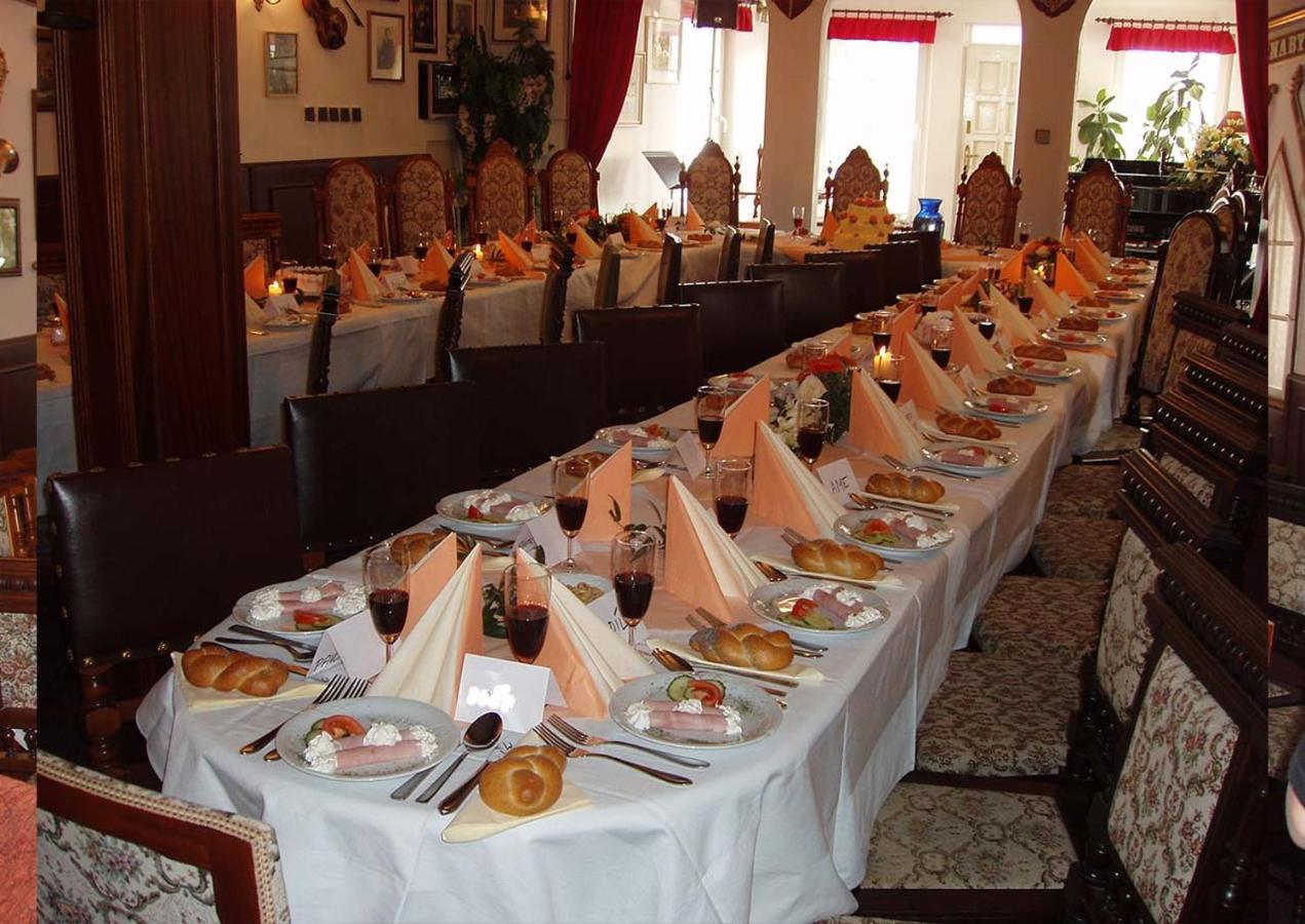 דודלבי Hotel Klor מראה חיצוני תמונה